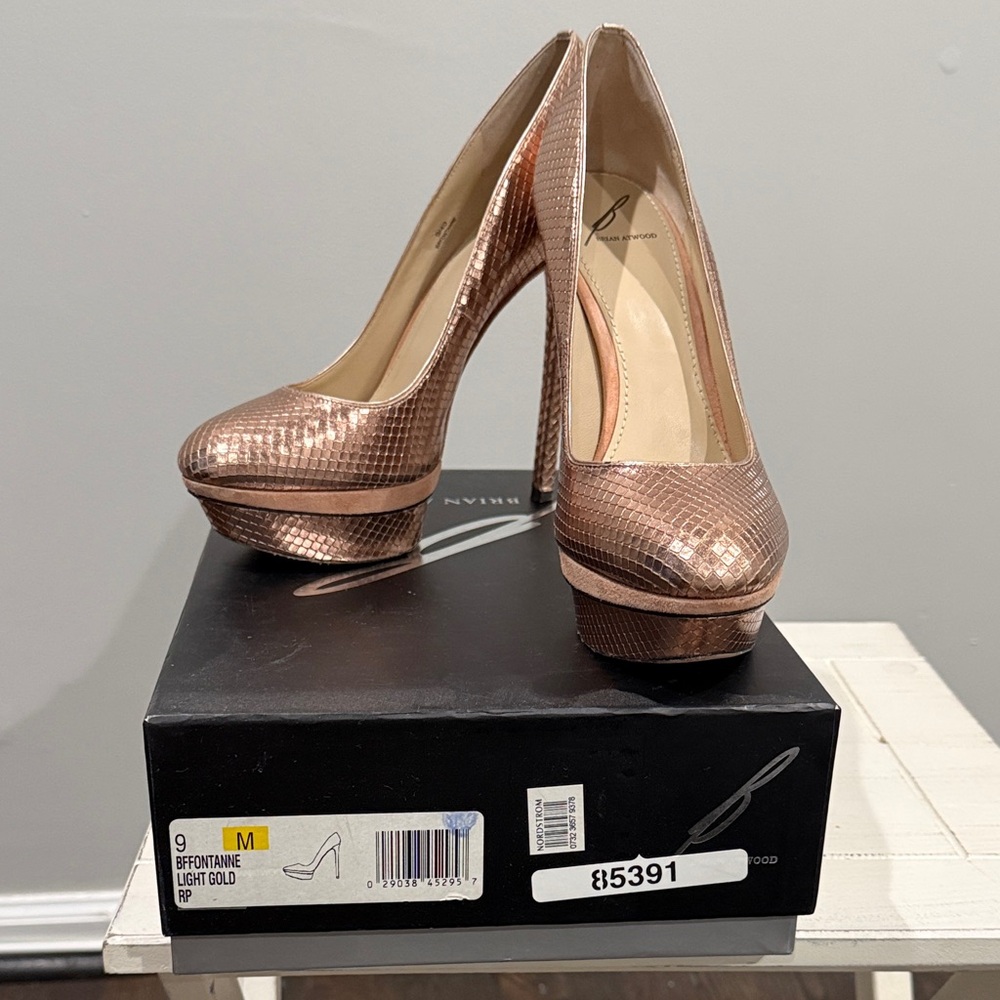 B Brian Atwood Metallic Rose Gold Platform Pumps
